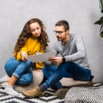 Membangun Suasana Sore dengan Pencahayaan Lembut